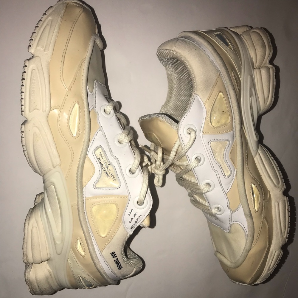 RAF Simon Ozweego Bunny